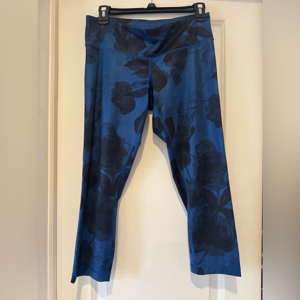Lululemon cropped leggings - Size 8